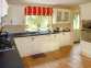 2 Oakwood Manor