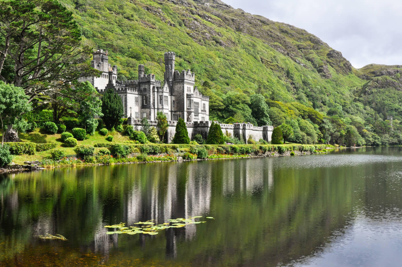 kylemore abbey connemara galway